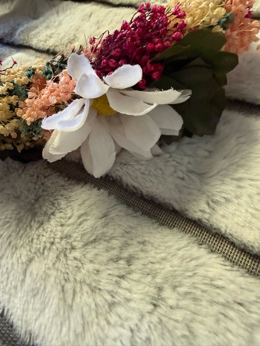 Girls Floral Ribbon Headband in Pink & White - Picture 3 of 6
